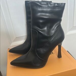 Elegant Black Leather Ankle Boots